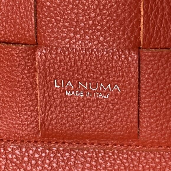 Elegant Woven Leather Handbag - Red - Picture 2 of 13